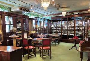 A photo of the interior of T&B Cousins Jewellers